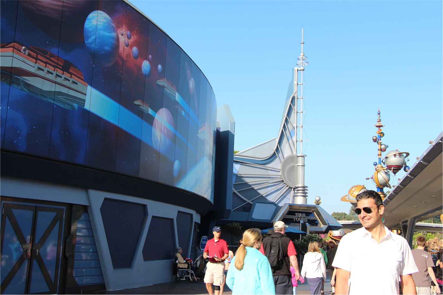 George in Tomorrowland